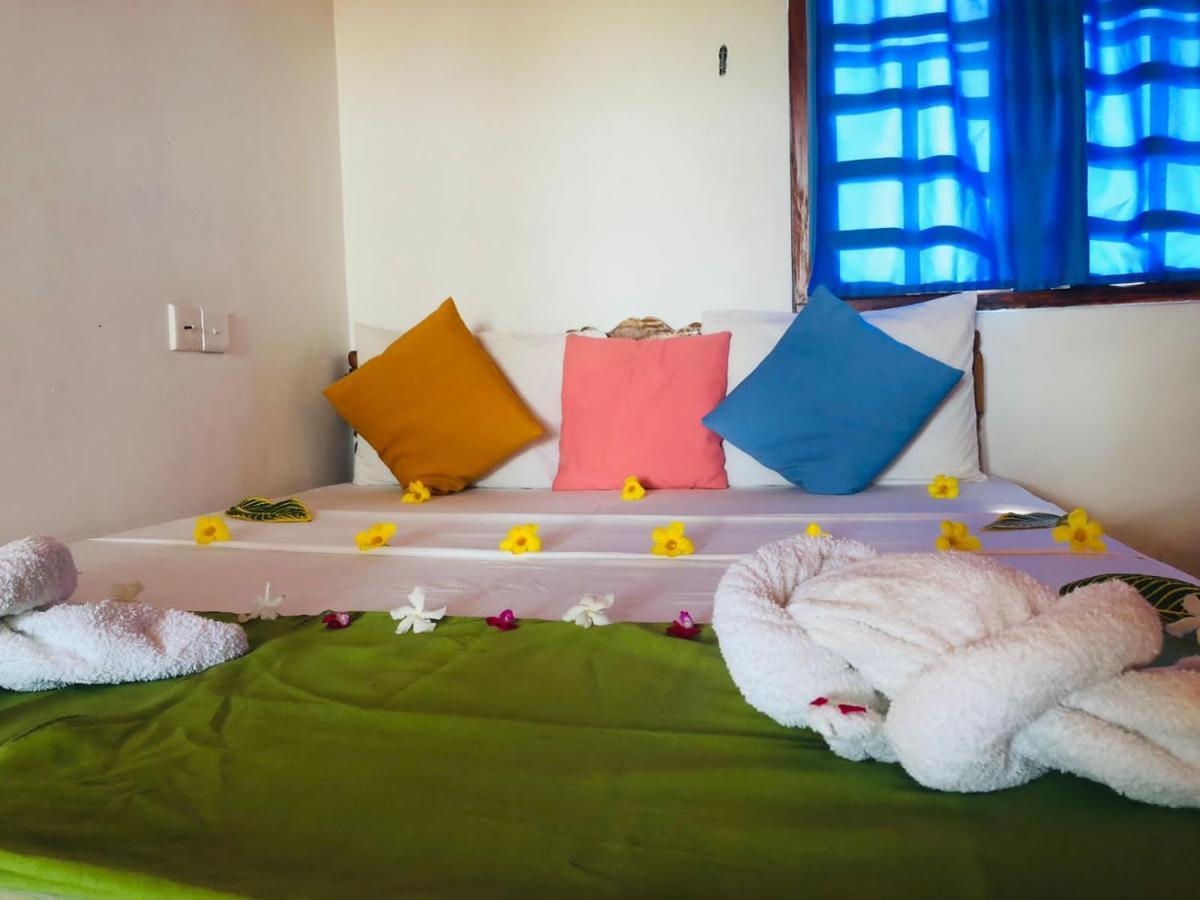 Rock Paradise Beach Hotel & Restaurent Tangalle Esterno foto
